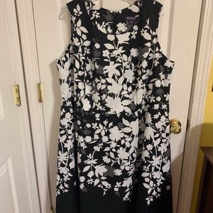 Plus size dress